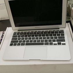 2019 Software MacBook Air With 1 Year Warranty