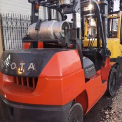 FORKLIFT TOYOTA 10 12 Y 15.000 #
