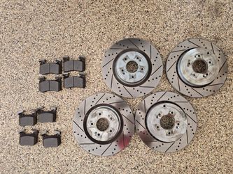 Kia Stinger Brembo Brake Pads & Rotors
