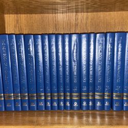 “Vintage Blue Encyclopedia Decorative Book Set – Grolier New Book of Knowledge (20 Volumes)”