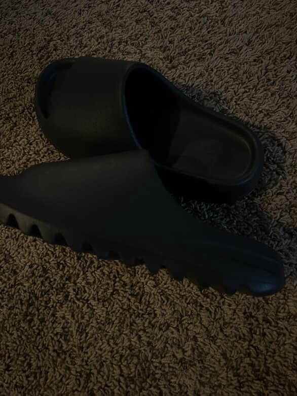 size 8 black yeezy slides 100% authentic serious buyers only