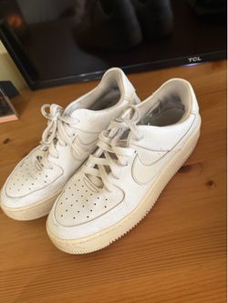 White Nike shoes