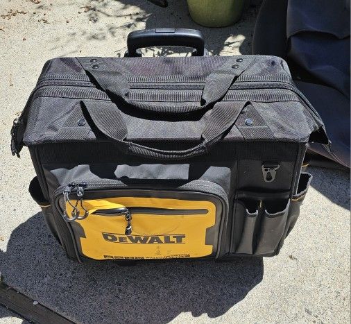 18" Dewalt rolling tool bag