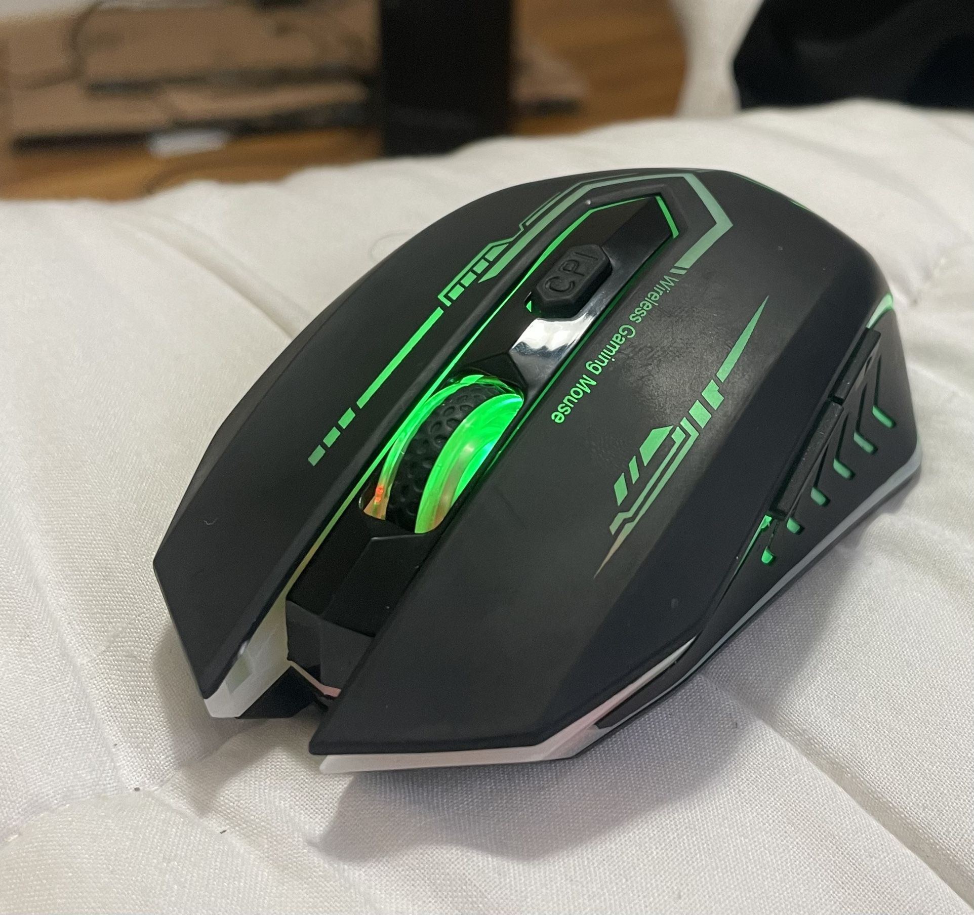 Wireless Gaming Mouse