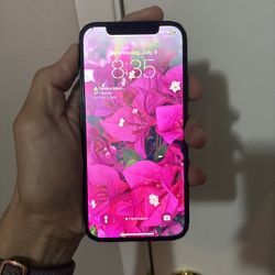 iPhone 12 (Unlocked Sim)