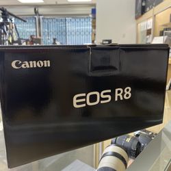 New Canon R8 Camera 