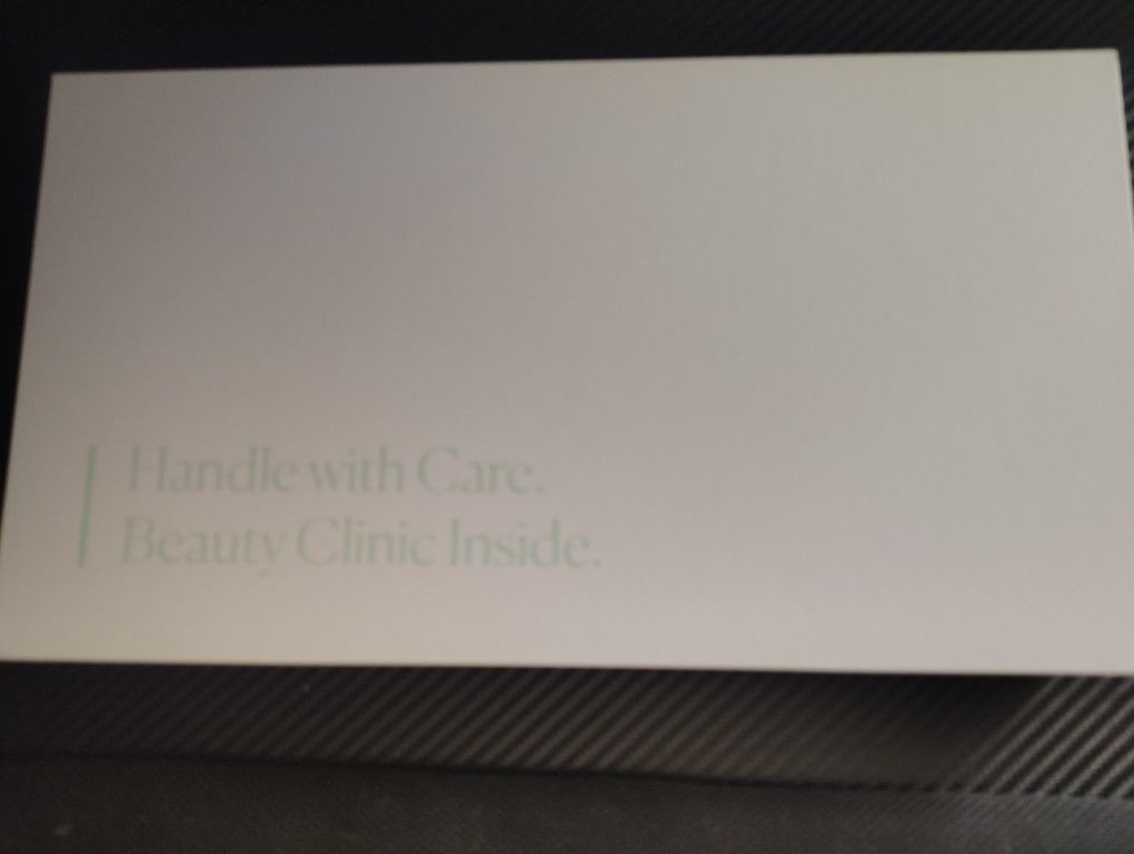 Qure Micro Infusion Facial System – 3-Month Supply (6 Treatments)