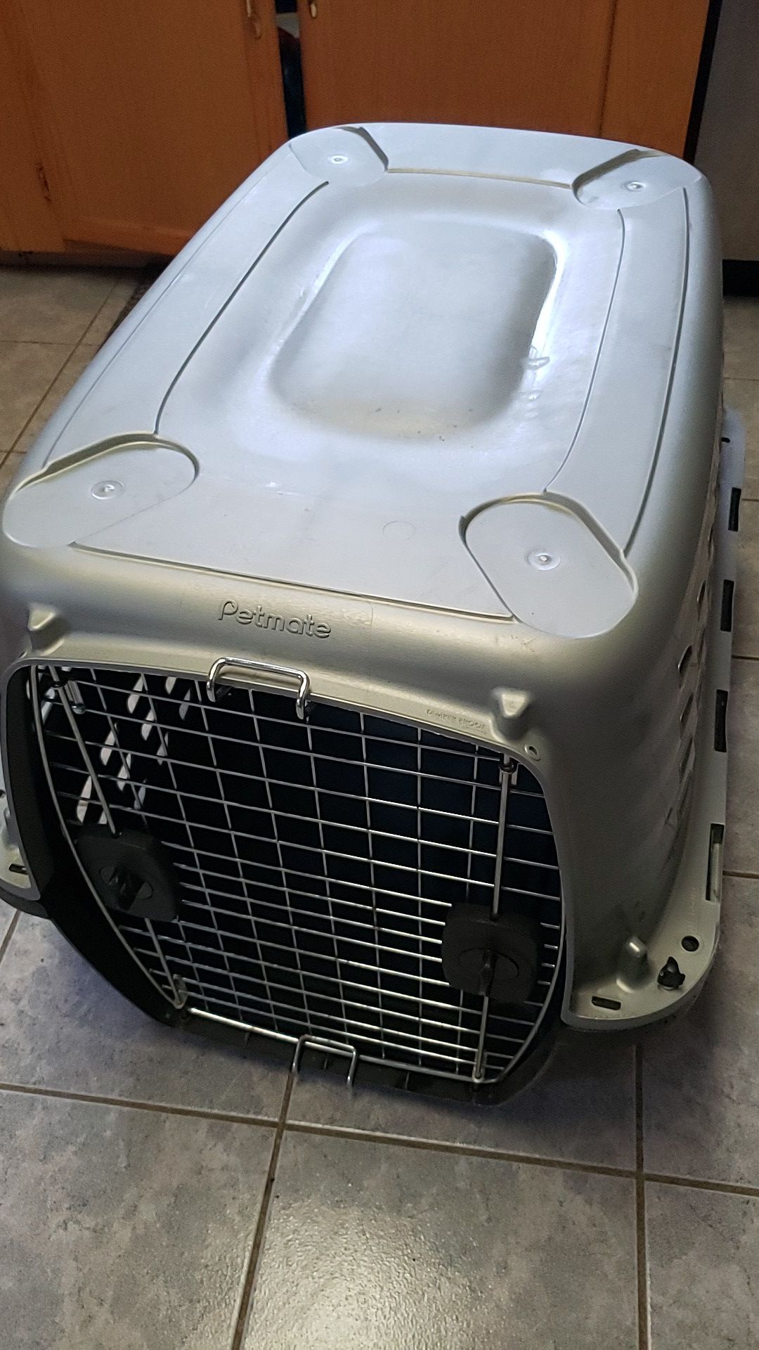 Petmate 32 inch dog kennel