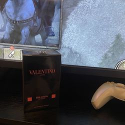 Valentino Born in Roma ( New & Sealed )