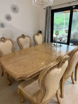 French Provincial Dining Table with 6 Chairs