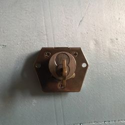 Best Commercial Cabinet Lock 