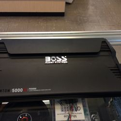 Boss Phantom 5000-watt Class D Monoblock Power Amplifier 