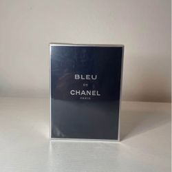 Bleu de Chanel Paris