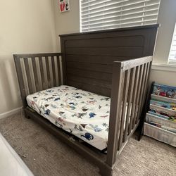 Baby Crib With Mattress