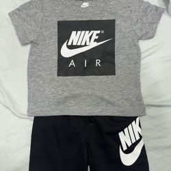 Infant Nike Outfit 