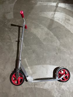 Razor A5 Lux Scooter - Red