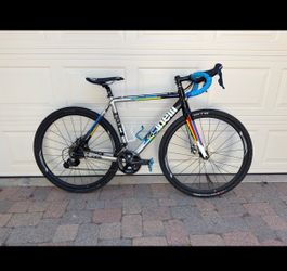 Cinelli Zydeco 54cm Gravel / Cyclocross Bike - Ultegra / Shimano 105