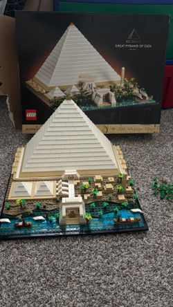 Lego great pyramid of Giza