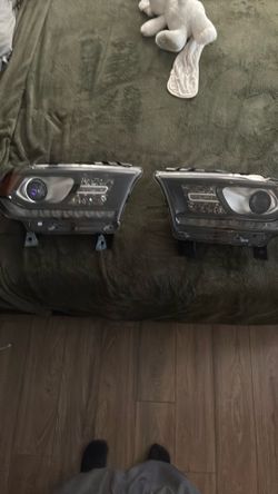 Dodge Durango headlights