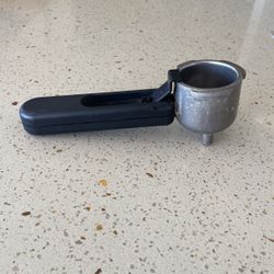 DeLonghi Filter Handle With Basket