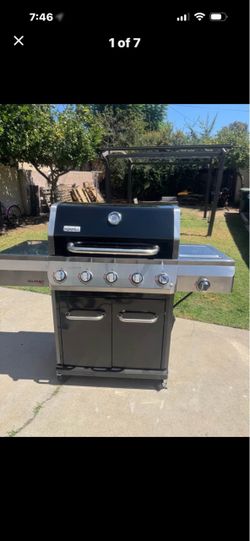 Gourmet Pro 5- Burner Propane Gas Grill with Side Burner and Griddle Max Insert in Black