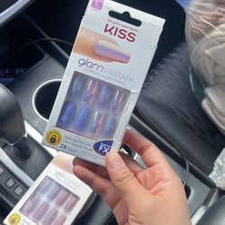 Kiss Nails 