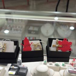 Diamond Pendants Different Prices 10kt And 14kt 