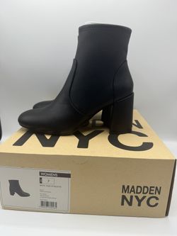 Madden NYC Boots Women Size 7