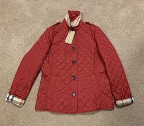Burberry Ashurst Classic Modern Quilted Jacket, Parade Red, Women’s, Medium(M).
