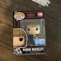 Stranger Things Robin Buckley Pop Figure