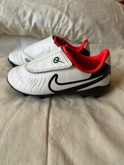 Kid cleats  size 10c