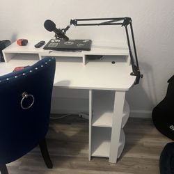 Desk And filing Cabinet