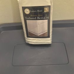 Queen Size Bed Skirt