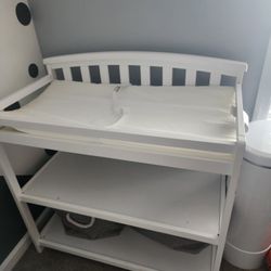 Childcraft Changing Table 