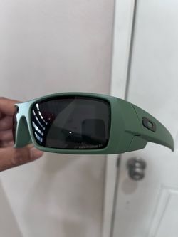 Oakley Gascan sunglasses new