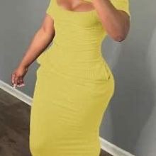 Women’s Dress ☀️ ( Size Med)