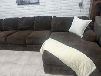 Brown Sectional Free Delivery