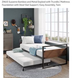 Daybed With Roll Out Trundle Bed