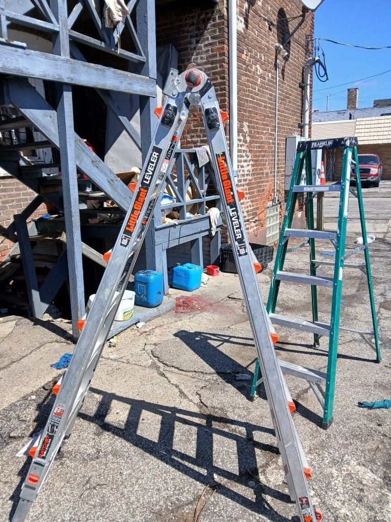Little Giant Leveler 25ft Ladder