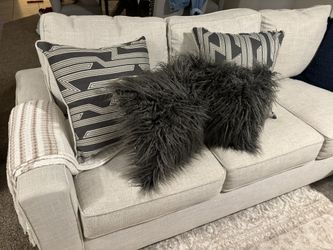 Couch Accent Pillows