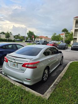2013 Nissan Sentra - 50k MILES - Clean CarFax