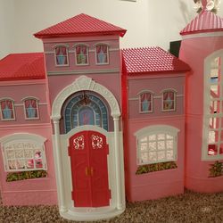 Barbie's Dream House 