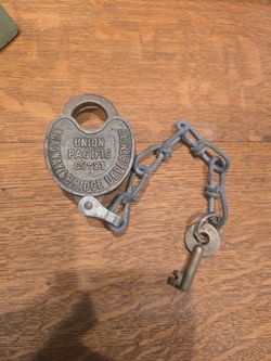 Vintage Adlake Union Pacific Railroad Padlock with Key - Working
