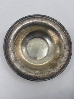 Manchester Sterling Silver Bowl 116g Floral Engraved Repousse Serving Dish