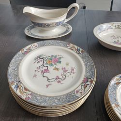  Ming Lenox Dishes