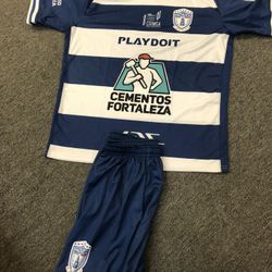 Nuevos Uniformes Completos