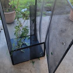 Used Chameleon Cage