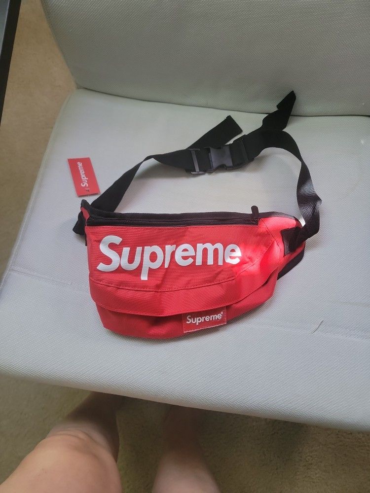 Supreme Fanny Bag