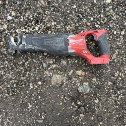 Milwaukee Fuel Sawzall 18v 
