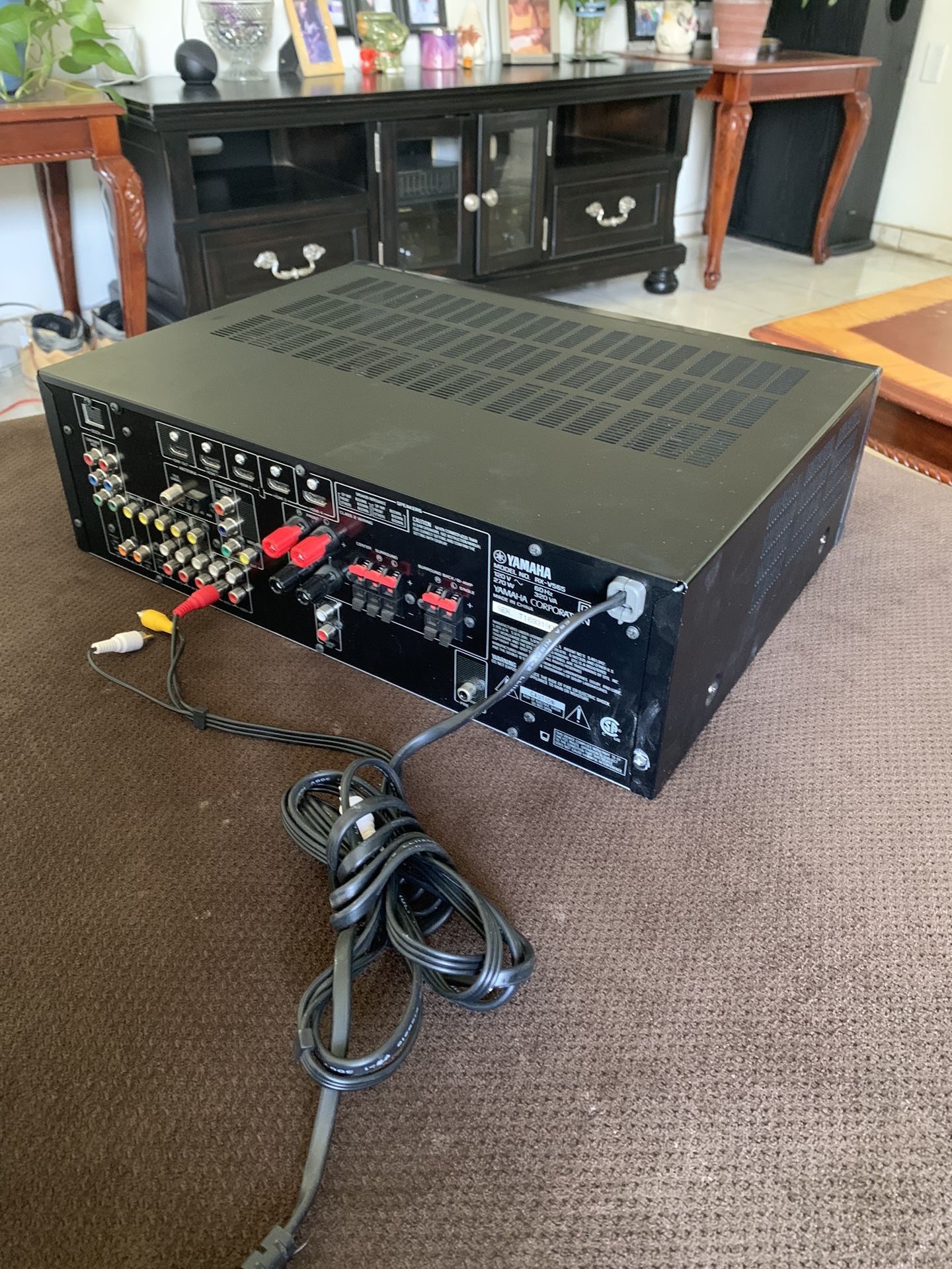 Yamaha RXV565 Natural Sound AV Receiver 270 Watt for Sale in